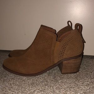 Steve Madden Suede Booties